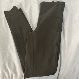 Lululemon leggings size 6